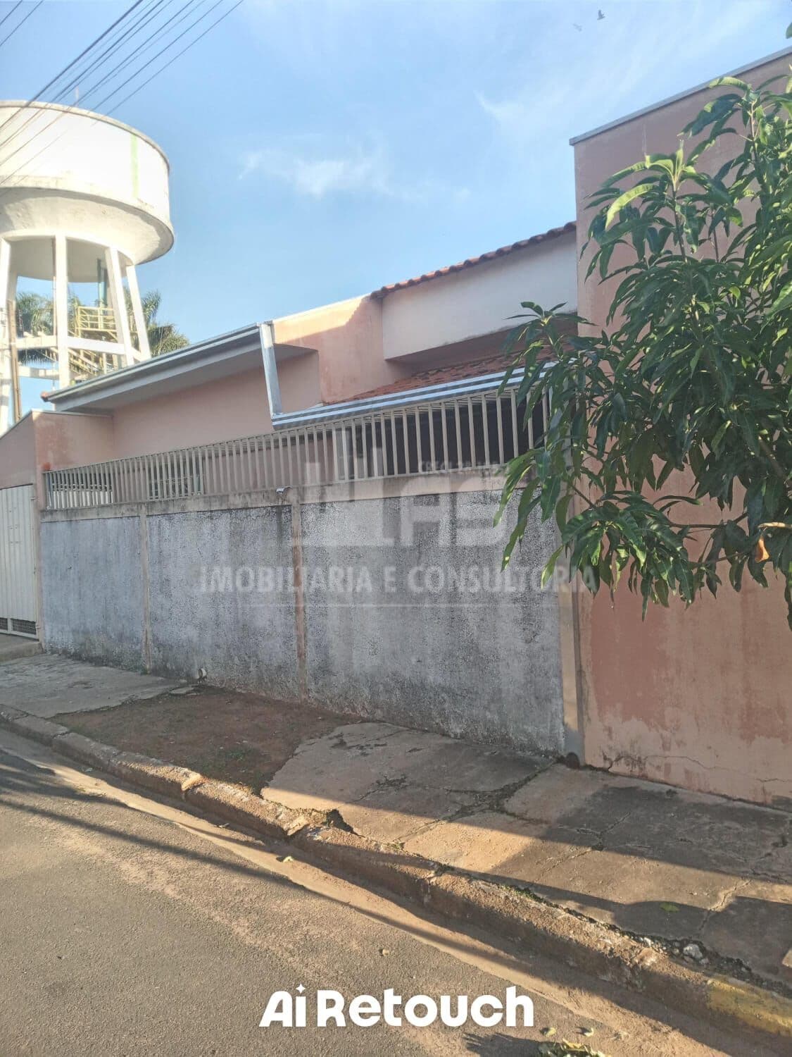 Casa em Echaporã - Centro
