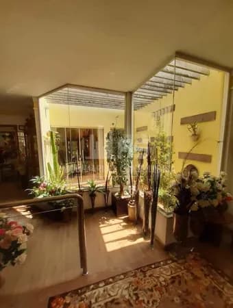 Casa na Zona Norte de Marilia com 3 quartos sendo 1 suite.