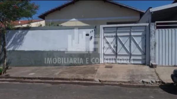 Casa em Garça - Jardim Paineiras
