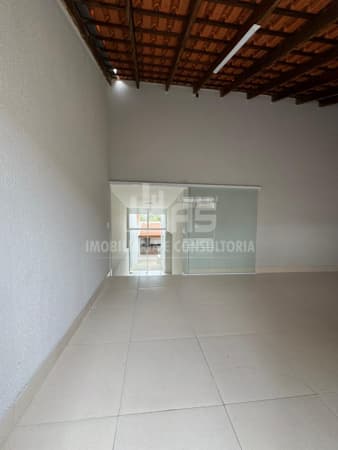 Casa à venda com 3 quartos sendo 1 suíte no Jardim Guarujá