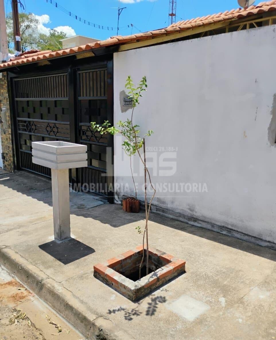 Casa em Marília - Conjunto Habitacional Vila dos Comerciários II