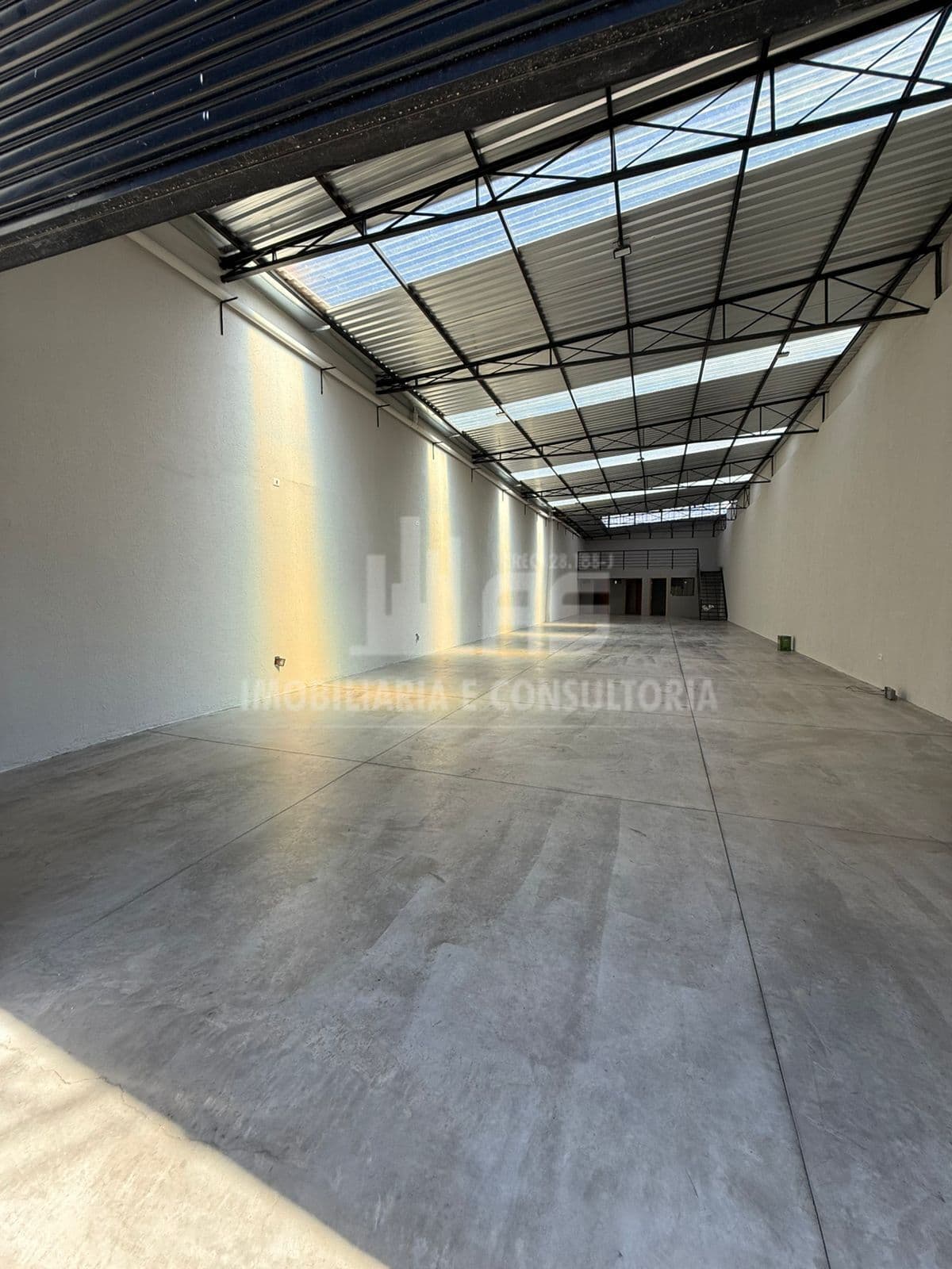Ponto Comercial/Loja/Box em Marília - Somenzari