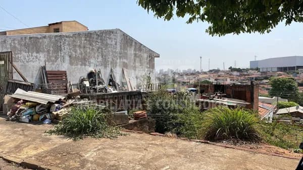 Lote/Terreno em Marília - Núcleo Habitacional Costa e Silva