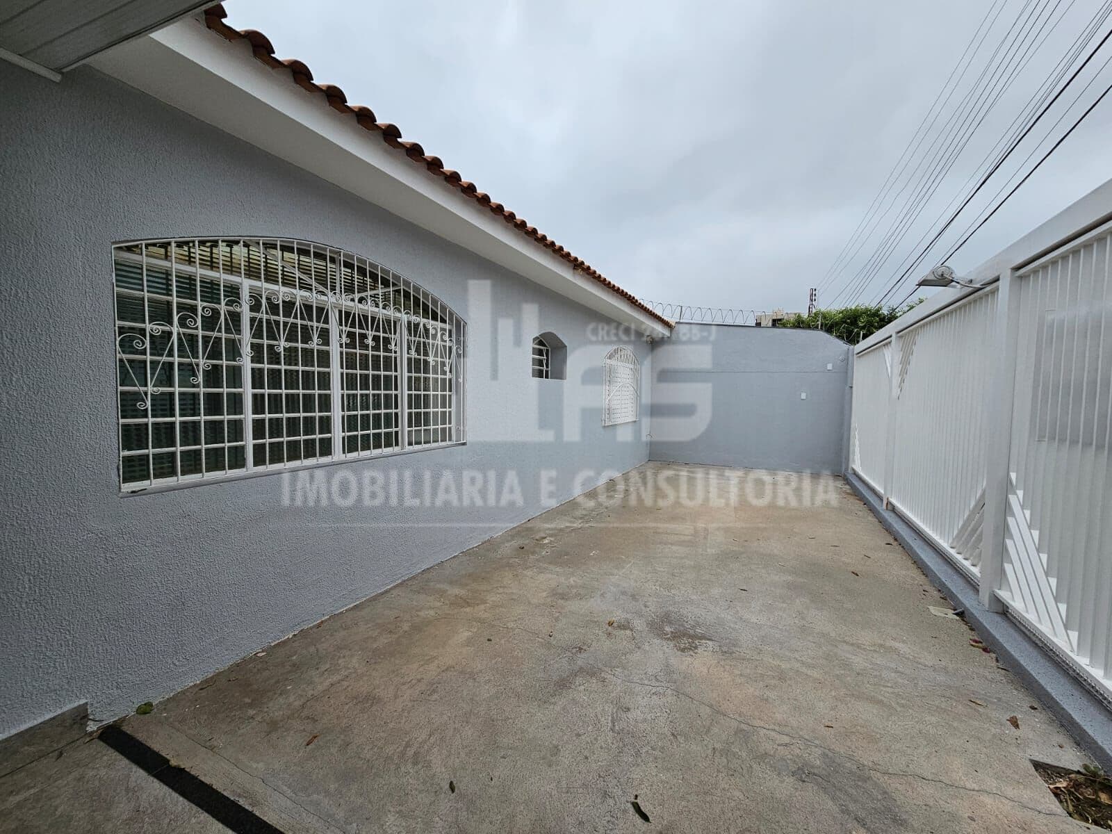 Casa à venda contendo 3 quartos sendo 1 suite no Rodolfo da Silve Costa.