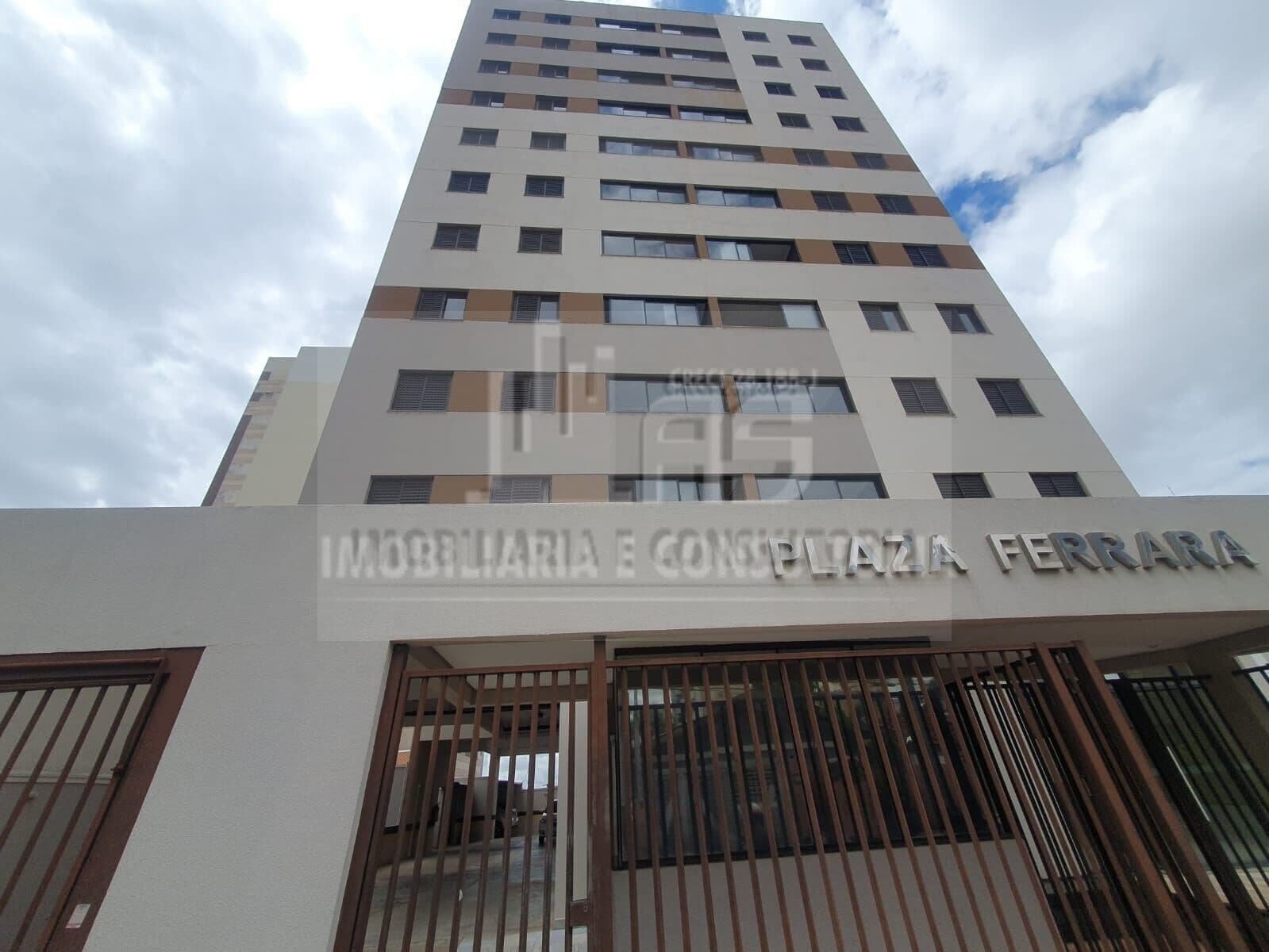 Apartamento a venda com 3 quartos sendo 1 suíte no edifício Residencial Plaza Ferrara