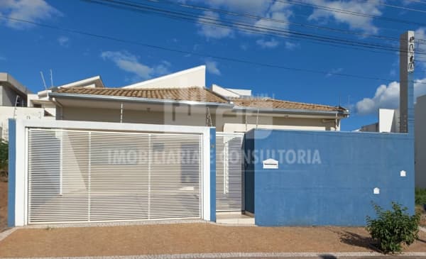 Casa a venda com 3 suítes no Parque das Esmeraldas II
