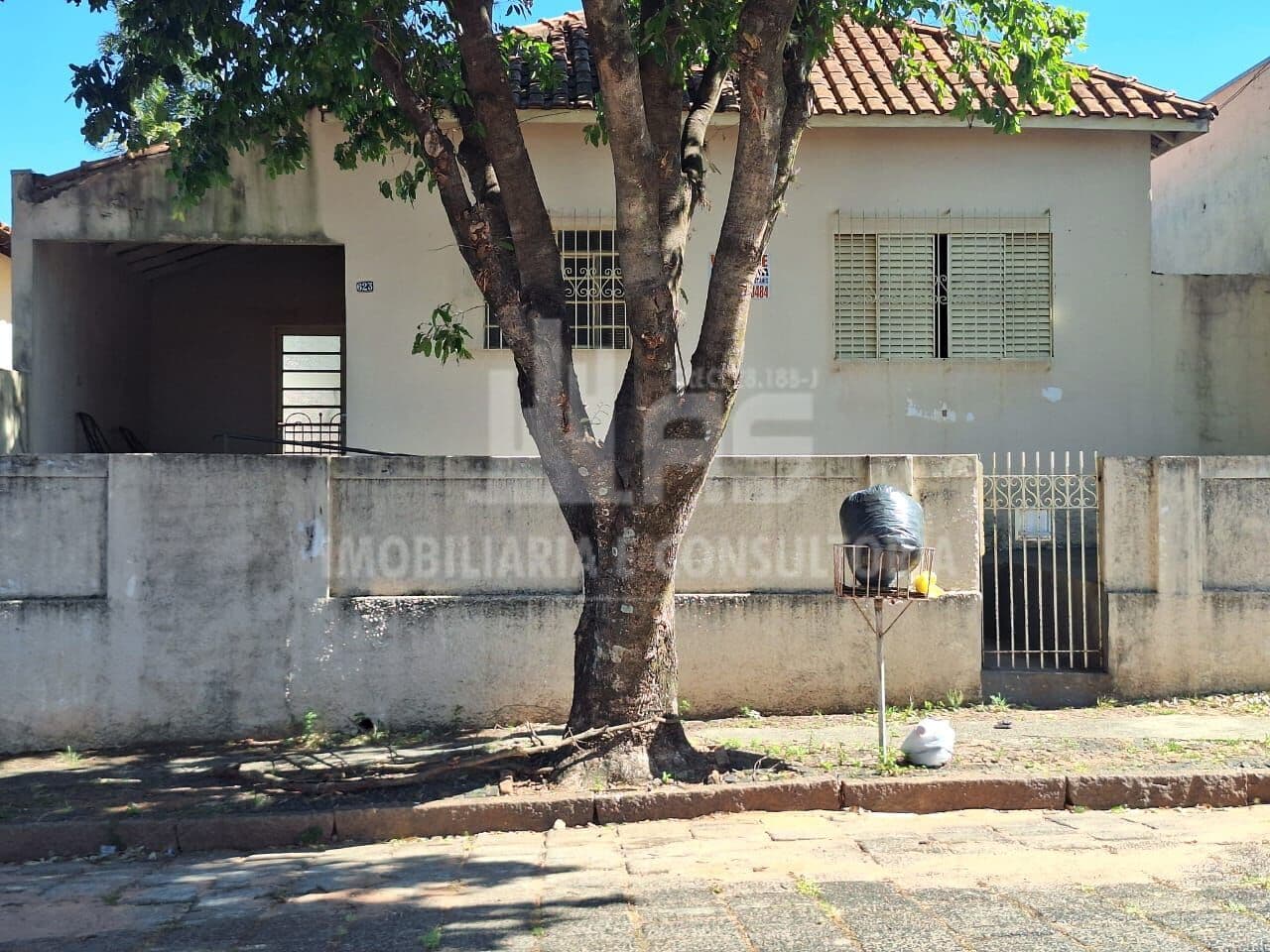 Casa em Garça!