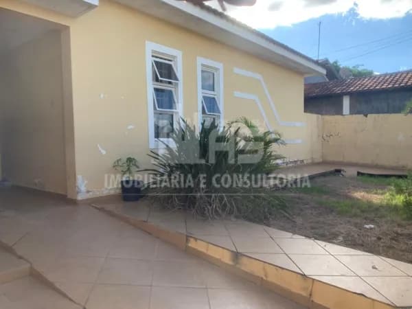 Casa em Garça!