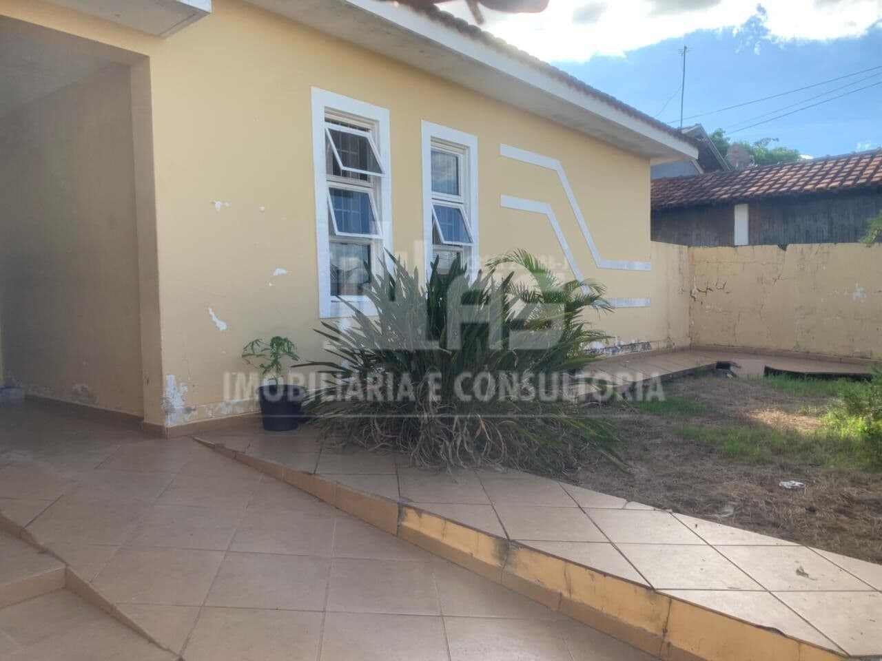 Casa em Garça!