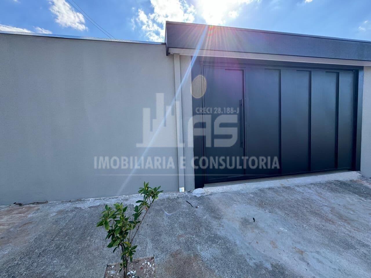 CASA NO FIGUEIRINHA