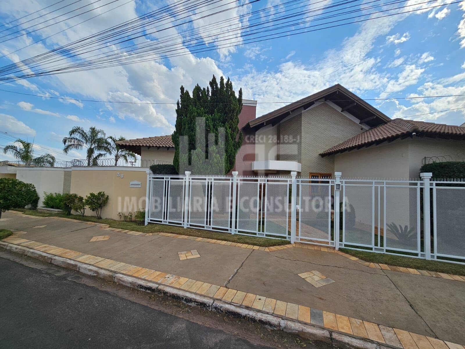 Casa em Garça - Williams
