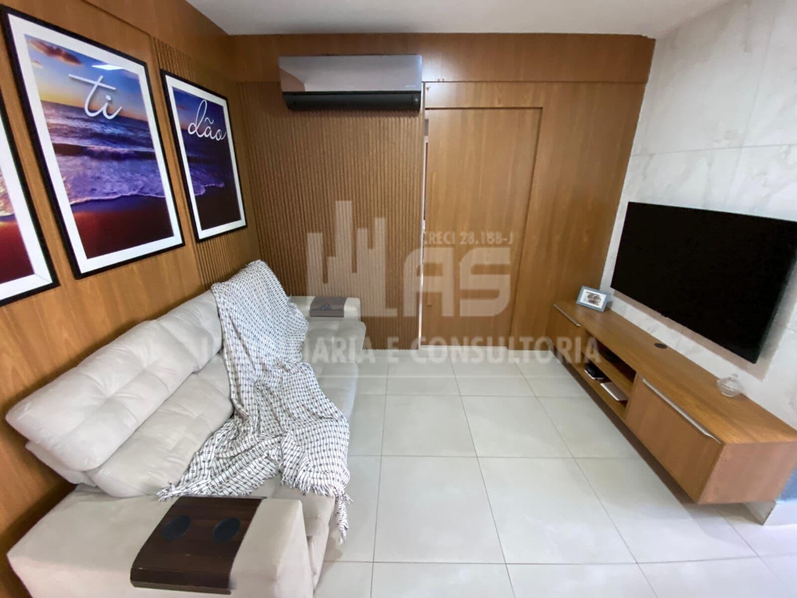 Apartamento a venda com 3 quartos sendo 1 suíte no edifício Praça Marechal
