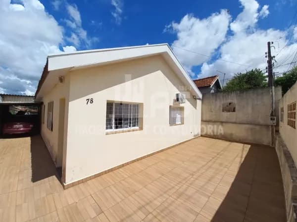 Casa próxima ao Supermercado Florentino