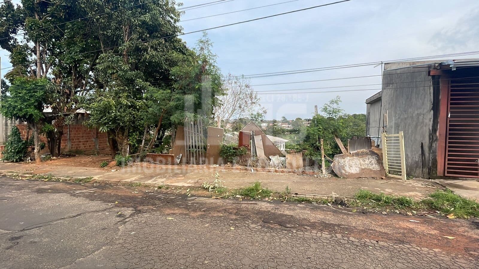 Lote/Terreno em Marília - Jardim Santa Paula
