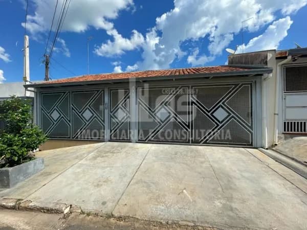 Casa em Marília - Núcleo Habitacional Nova Marília