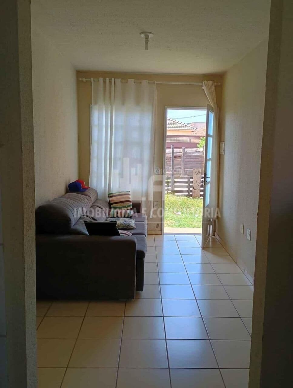 Casa no Maraca com 2 Quartos e 1 banheiro.