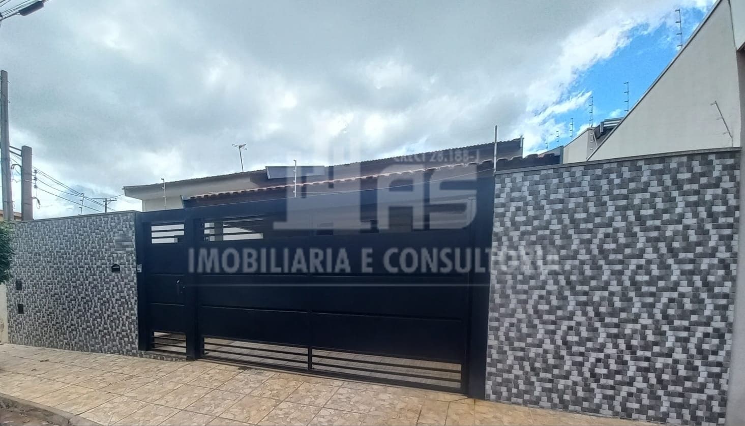 Casa a venda com 3 quartos sendo 1 suíte no Parque Cecap Aeroporto