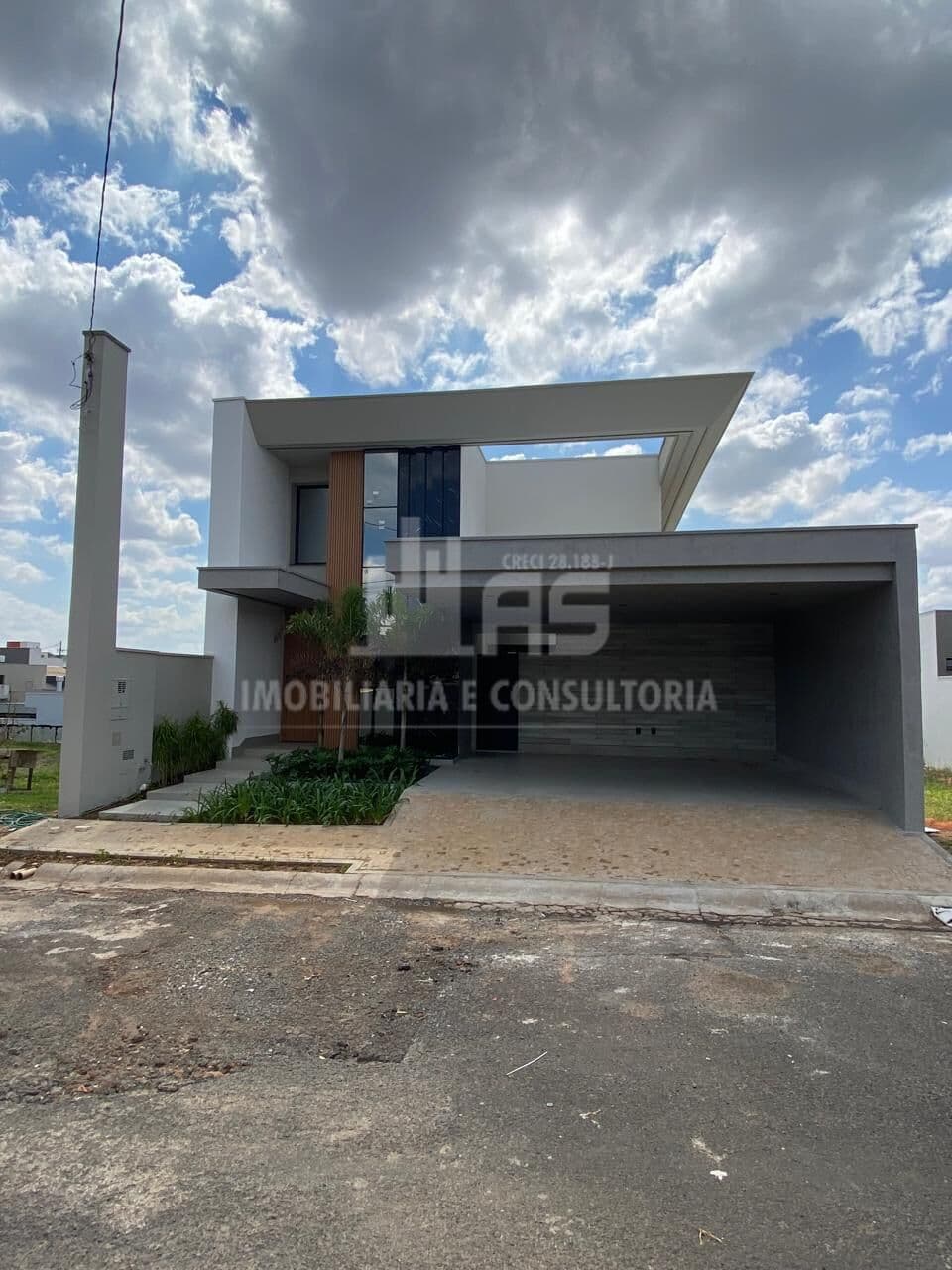 Casa de Condomínio em Marília - Jardim Esmeralda