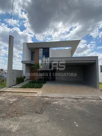 Casa de Condomínio em Marília - Jardim Esmeralda