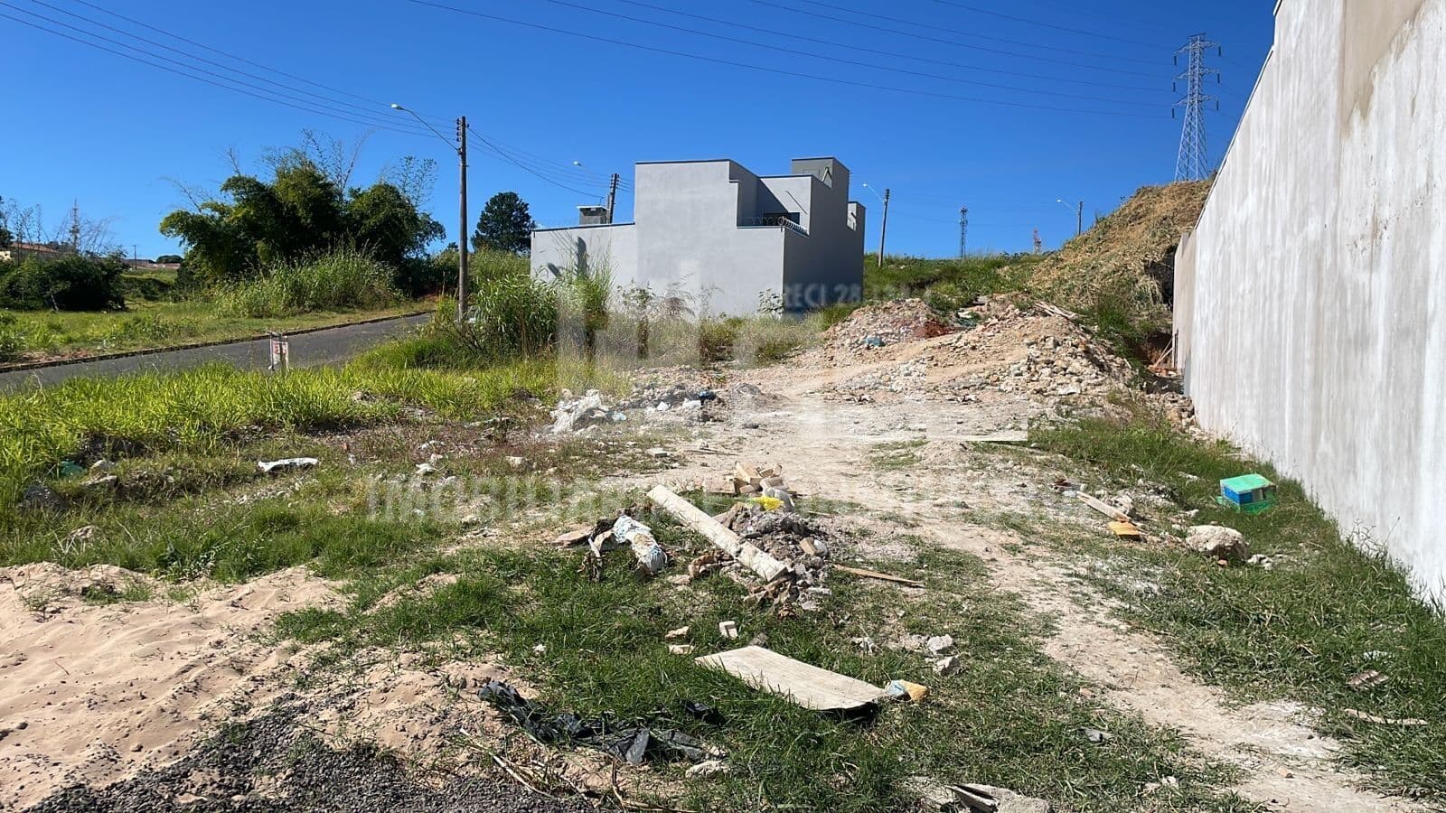 Lote/Terreno em Marília - Jardim Universitário