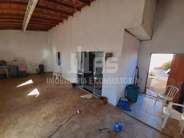 Casa a venda com 3 quartos no Parque dos Ipês