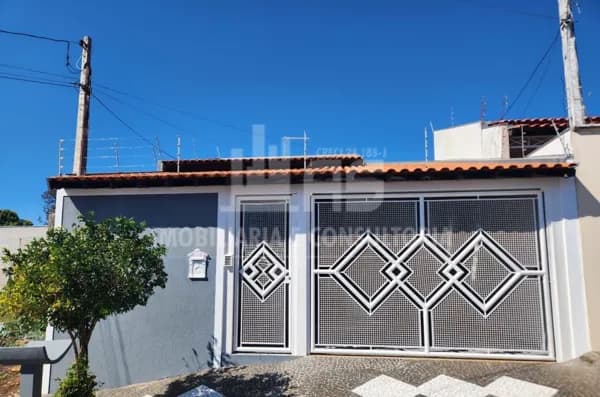 Casa em Marília - Jardim Estoril