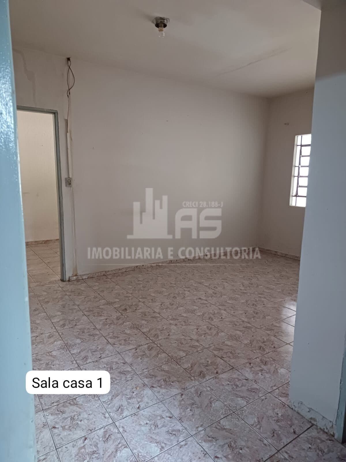 Casa a venda com 2 quartos no jardim Continental