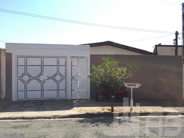 Casa à venda em Marília/SP