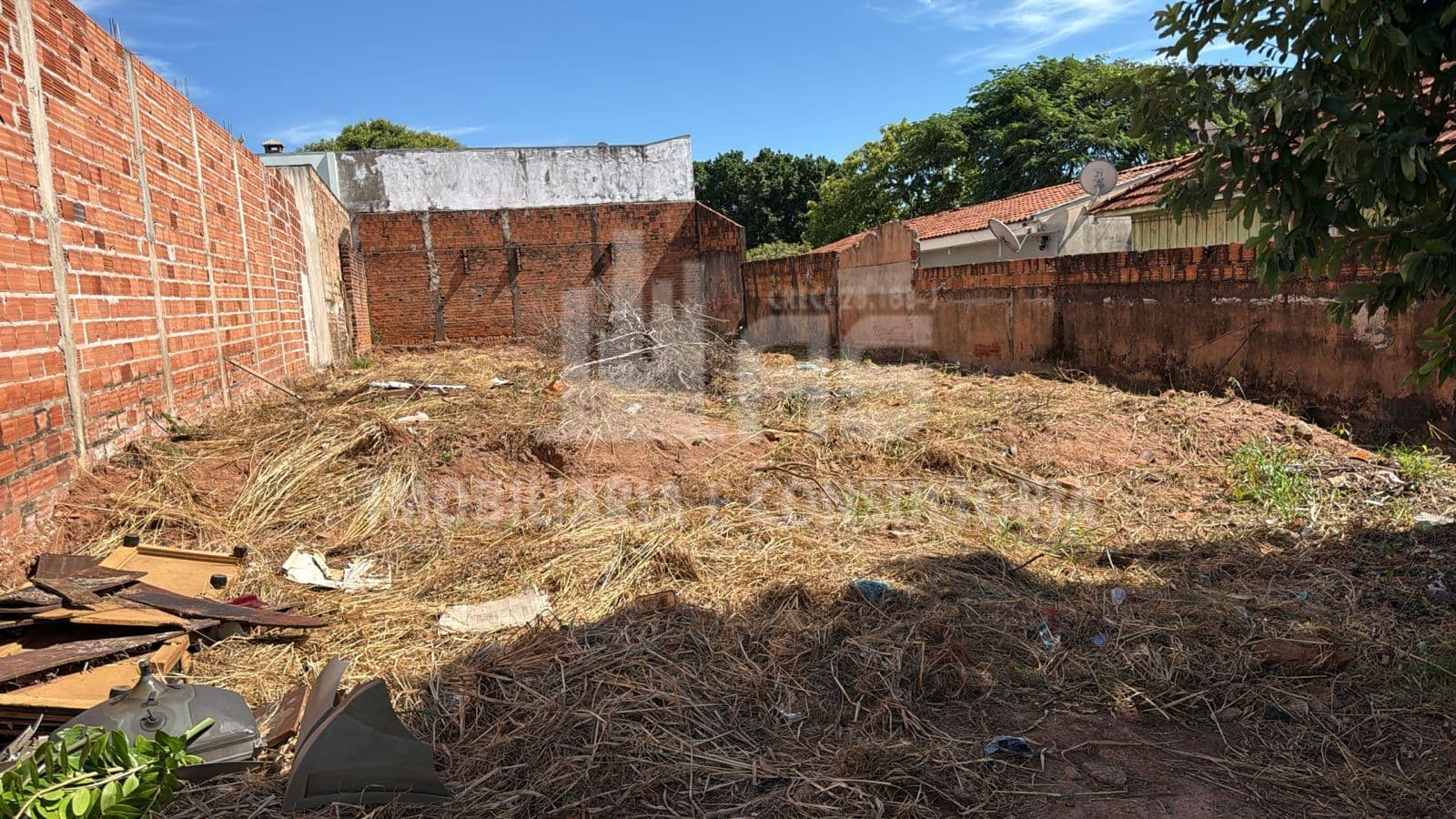Lote/Terreno em Marília - Jardim Marília