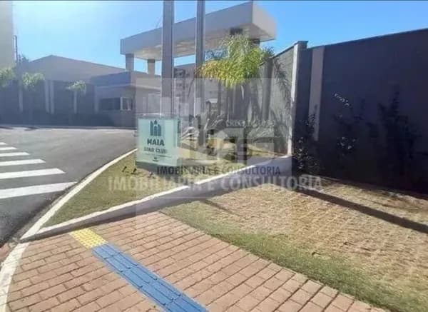 Apartamento no Maia Star Club