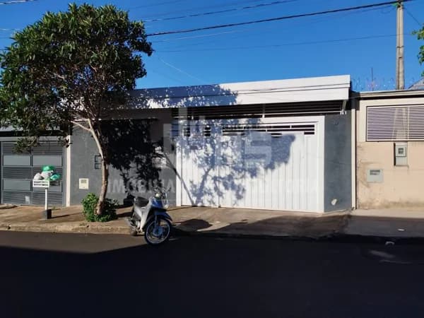 Casa em Marília - Jardim Califórnia
