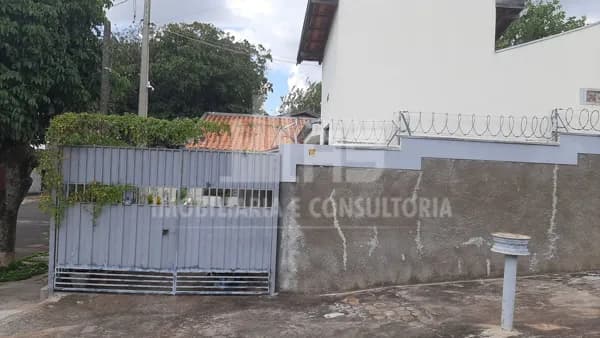 Casa em Garça - Araceli