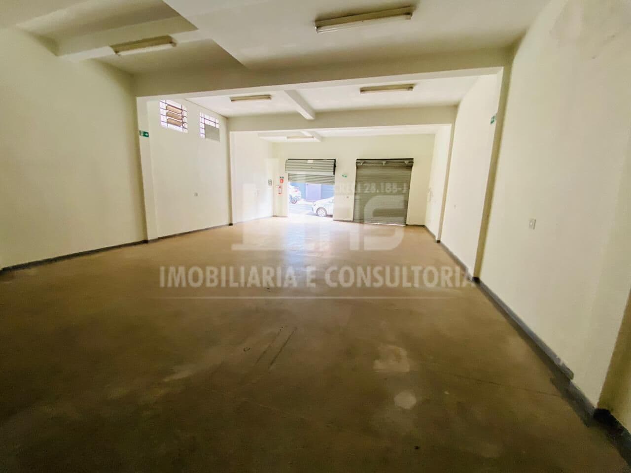 Salão Comercial para locação no Centro.