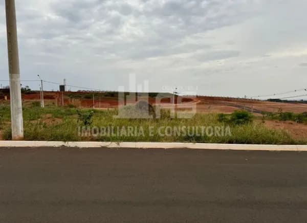 Terreno no Parque Das Flores