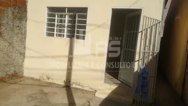 Casa a venda com 1 quarto no bairro Edson Jorge Júnior