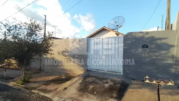 Casa em Marília - Jardim Trieste Cavichioli (Padre Nóbrega)