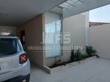 Casa à venda com 3 quartos sendo 1 suíte