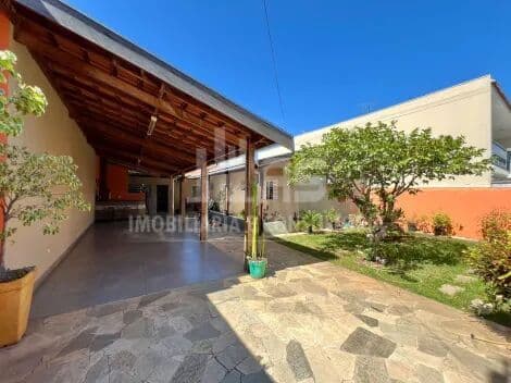 Casa a venda com 2 quartos no bairro Cavalieri II