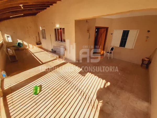 Casa a venda com 3 quartos sendo 1 suíte no bairro Maria Angélica