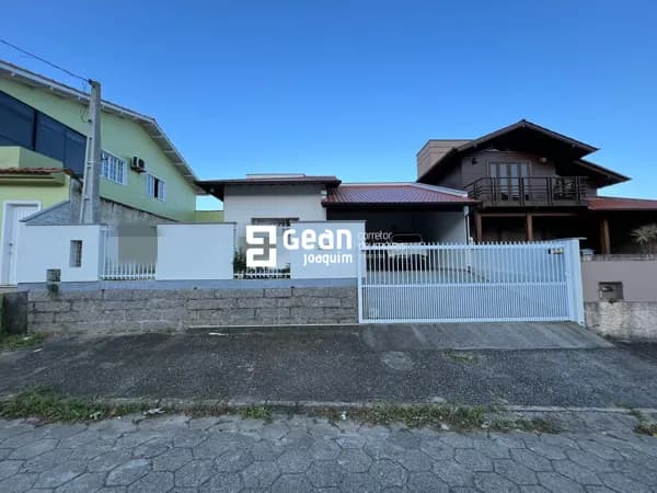 Casa em Laguna - Mar Grosso