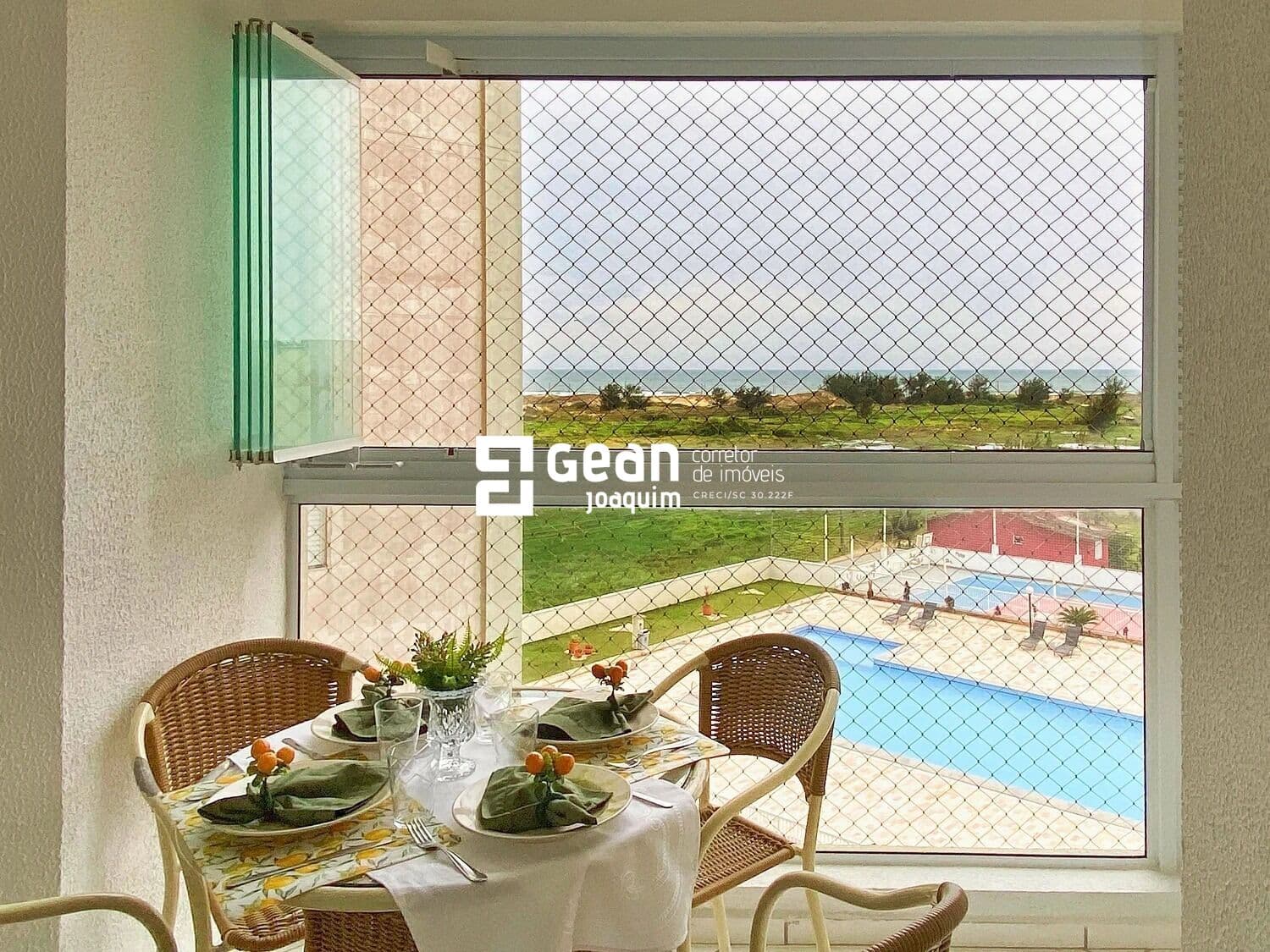 Apartamento em Mar Grosso, Laguna/SC