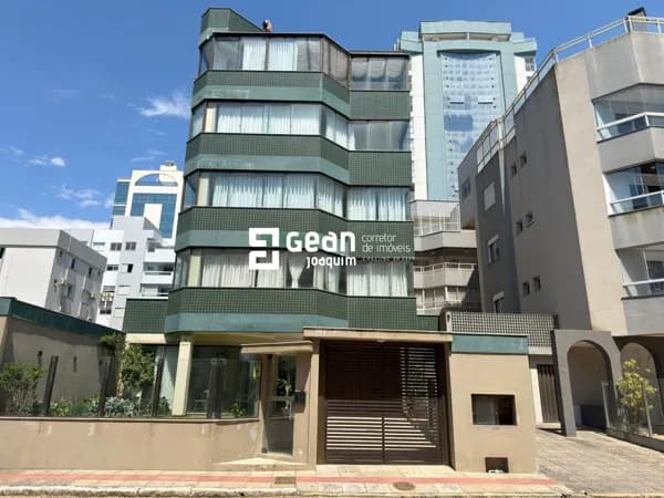 Apartamento no Mar Grosso em Laguna, 3 Suítes, 3 Vagas.