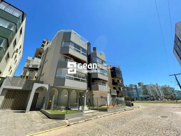 Apartamento Quadra Mar, 3 quartos com suíte, 1 Vaga.