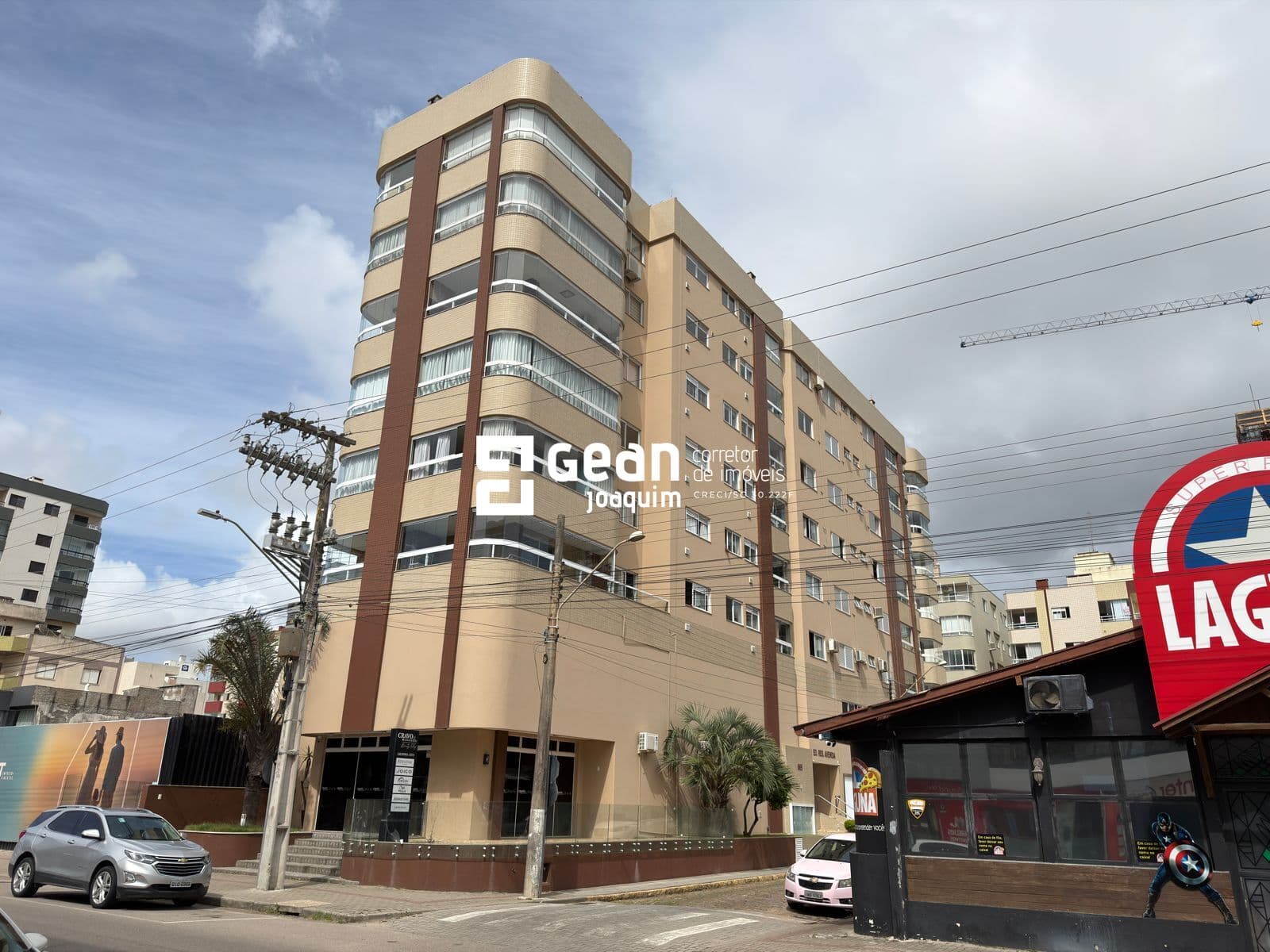 Apartamento no Mar Grosso, 2 Quarto com suíte e Mobiliado.