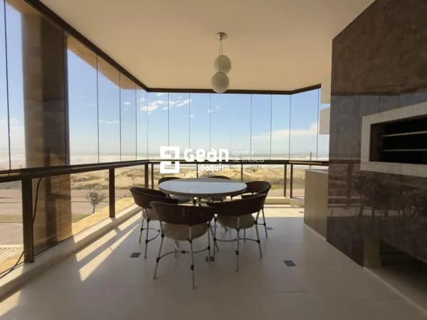 Beira mar com 3 Suítes e 3 Vagas na Garagem