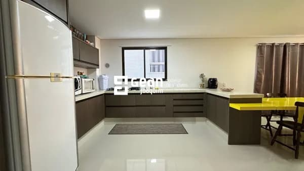 Apartamento em Laguna, Mar Grosso. 3 Quartos, 2 Vagas.