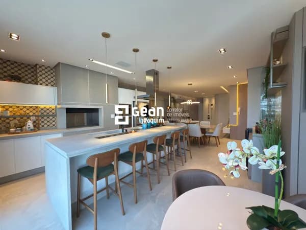 Apartamento Alto Padrão 3 Suítes - Mobiliado