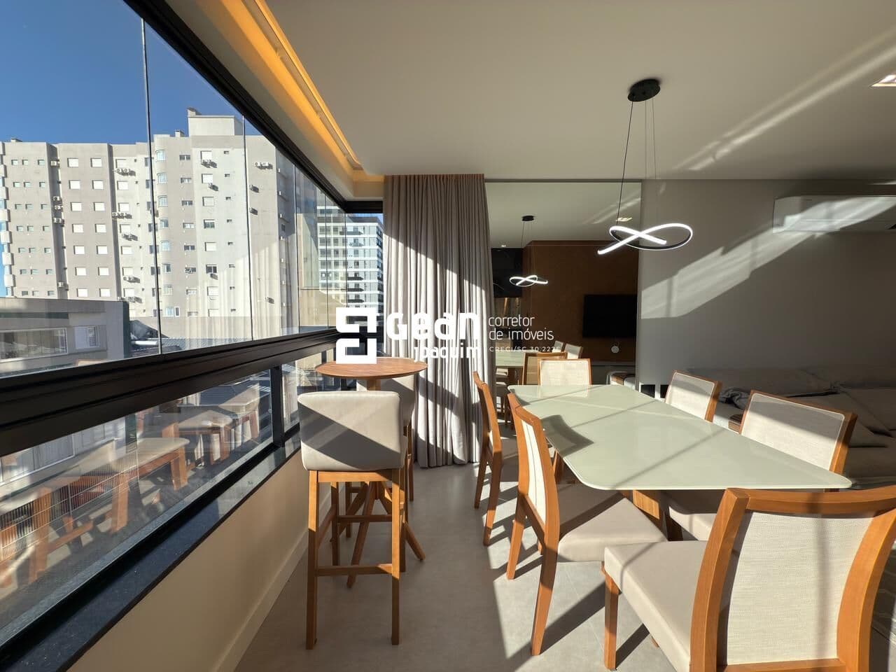 Apartamento no Mar Grosso, 3 quartos, 1 vaga, Mobiliado. Entrada + Parcelamento.