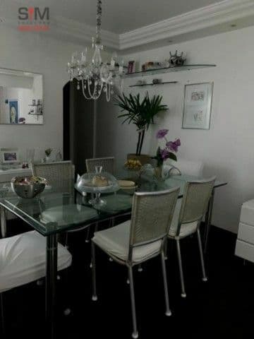 Apartamento de 3/4 (01 suíte), varanda, 2 vagas e dependência de empregada para venda no Costa Azul em Salvador / BA
