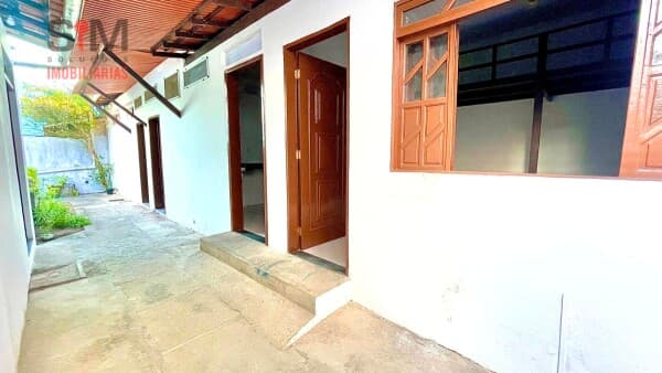 Espaço com perfil Comercial ou Industrial, multifuncional, em localização estratégica para locação no bairro de Stella Maris em Salvador